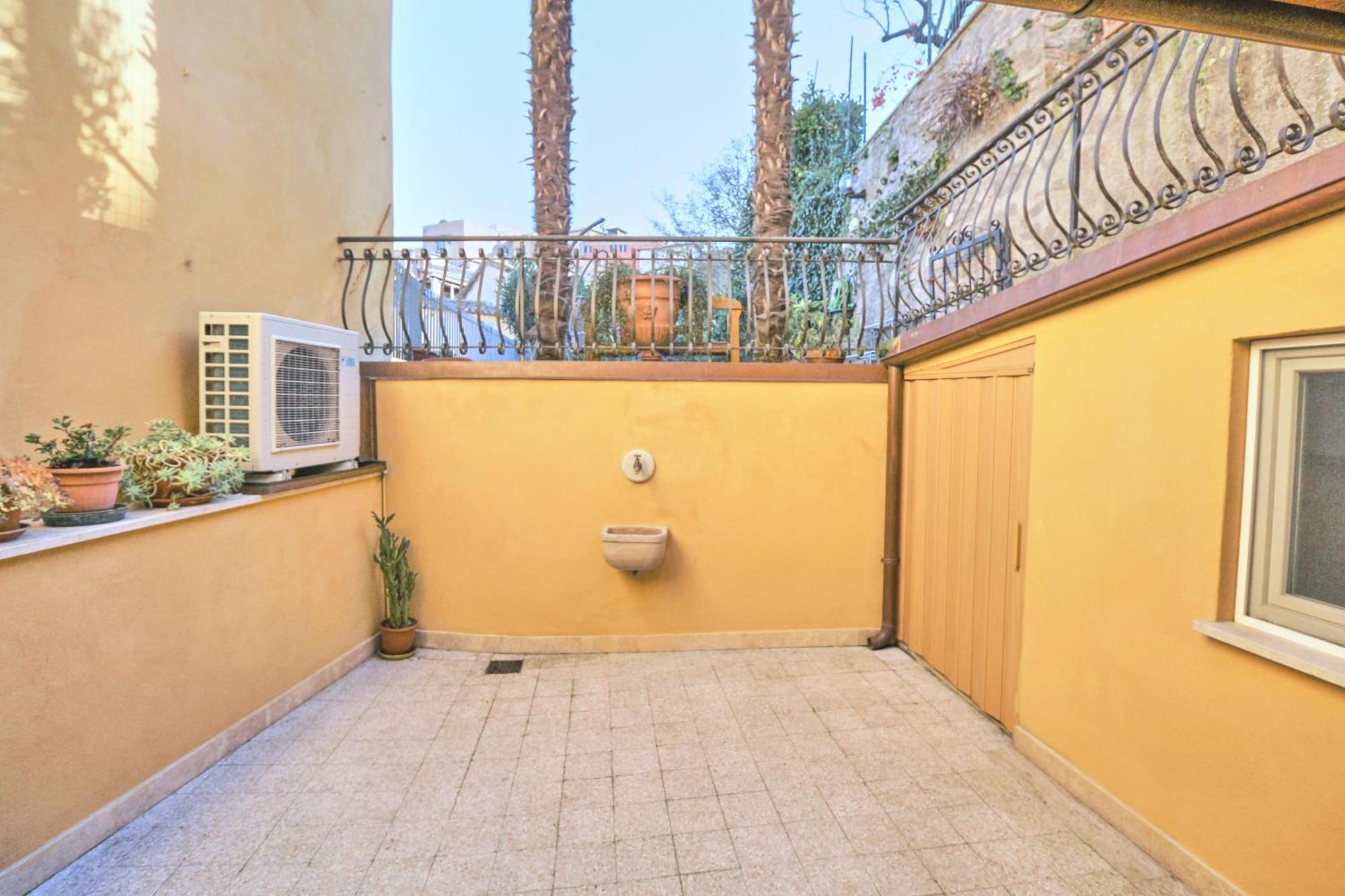 106 Lodge Siena Exterior photo